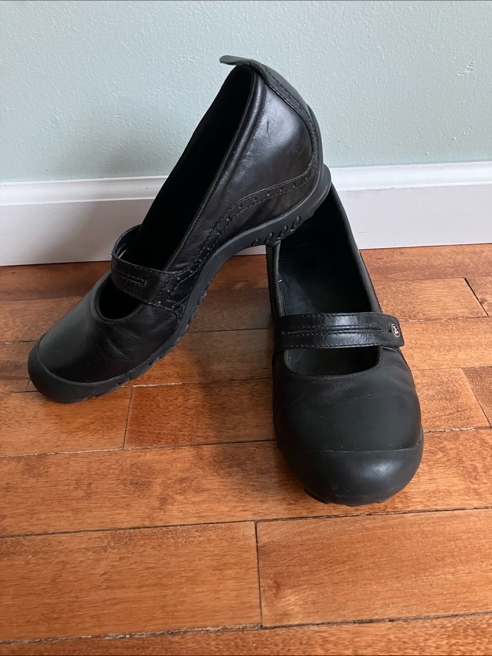 Merrell Plaza Bandeau Mary Jane Black Leather Shoes Womens 10 - Picture 2 of 12
